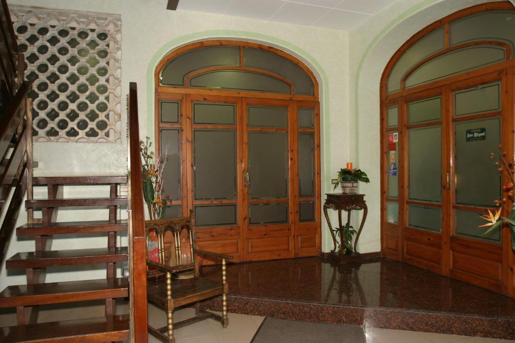Hotel Fonda Neus Sant Sadurní dʼAnoia Екстериор снимка